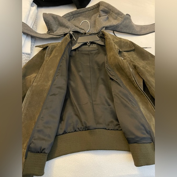 Bagatelle NYC 2 pc set - Picture 6 of 6